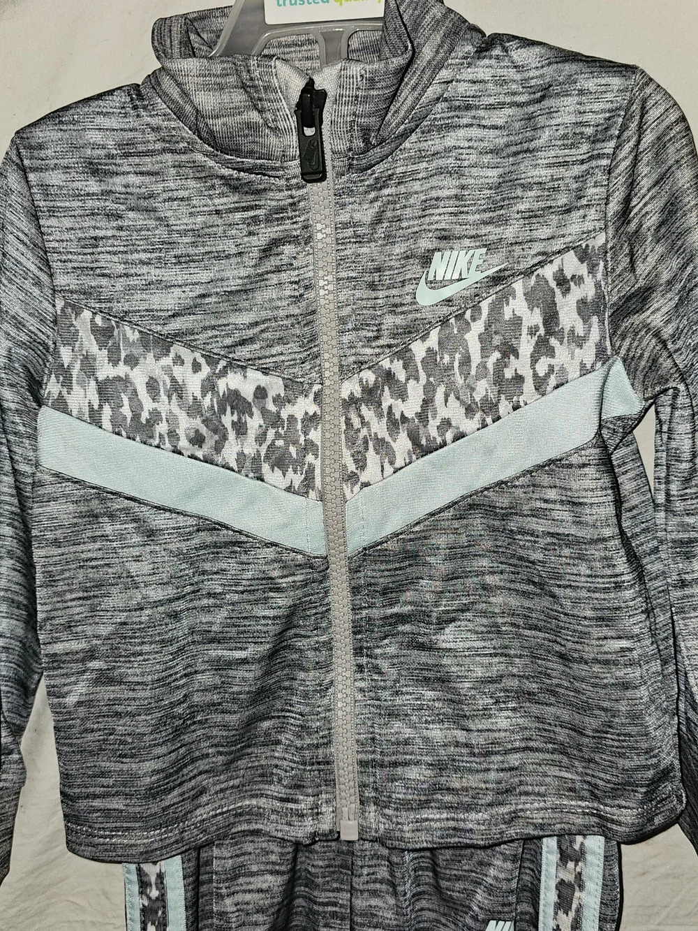 Nike matching zip
